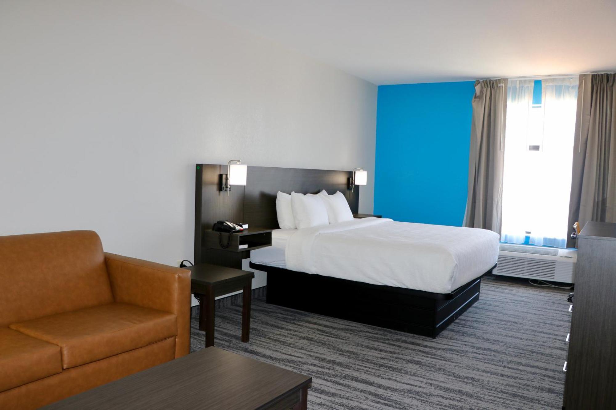 Quality Inn & Suites Buda Exterior photo