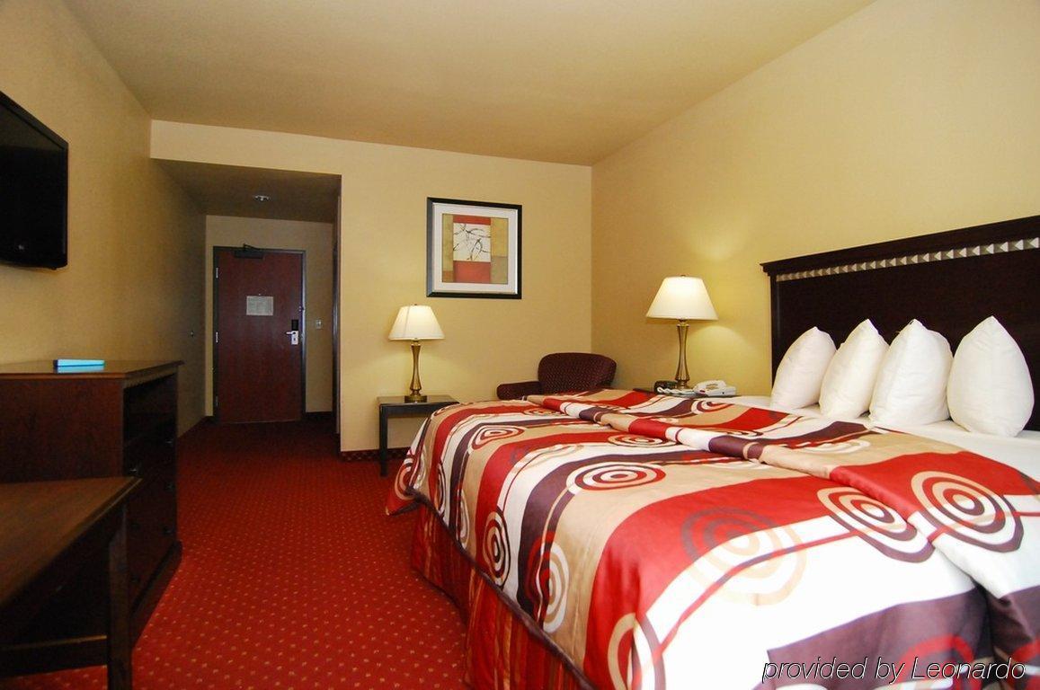 Quality Inn & Suites Buda Room photo